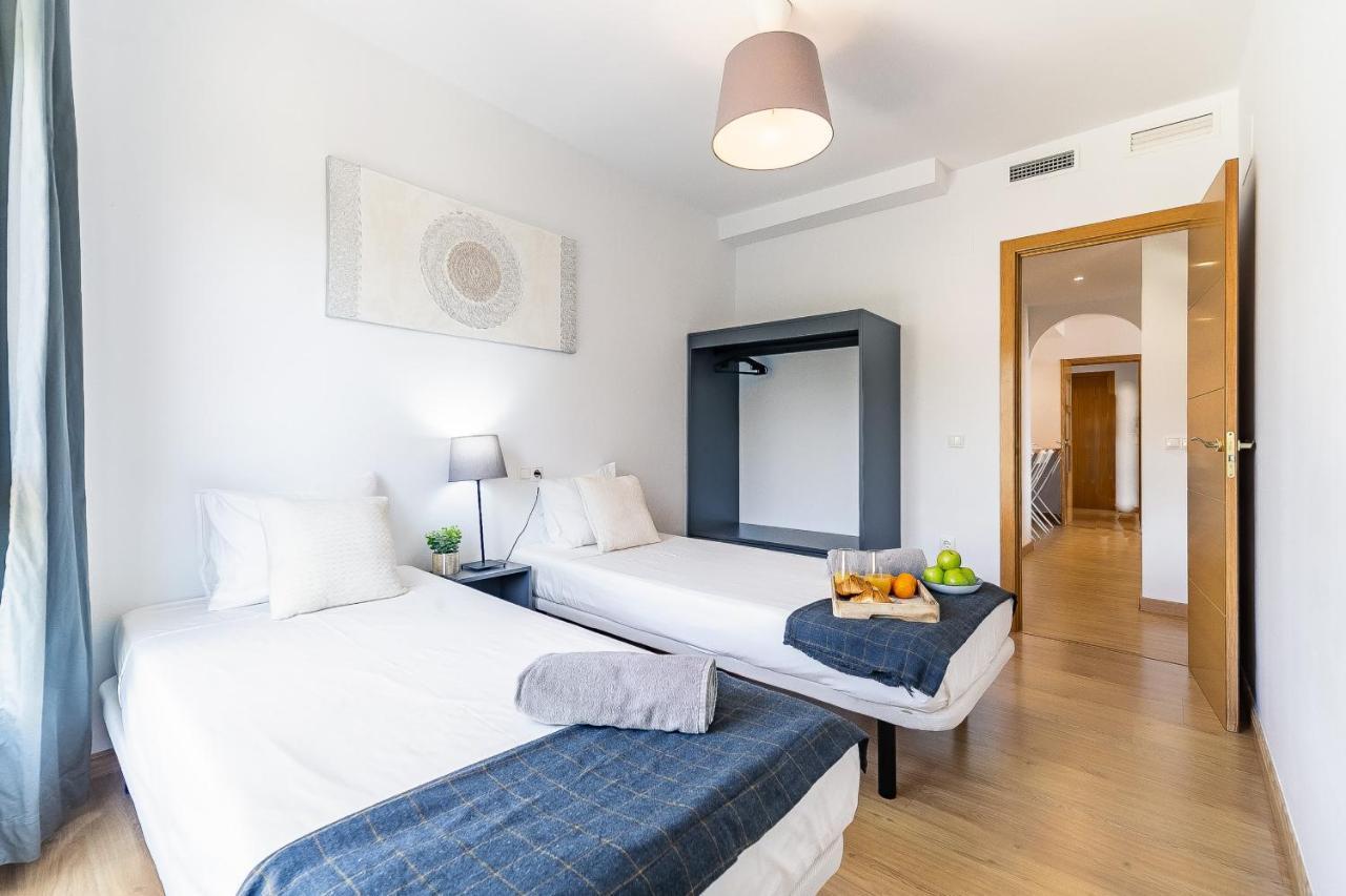 Modern Beach Apartment Valparaiso With Parking Málaga Buitenkant foto